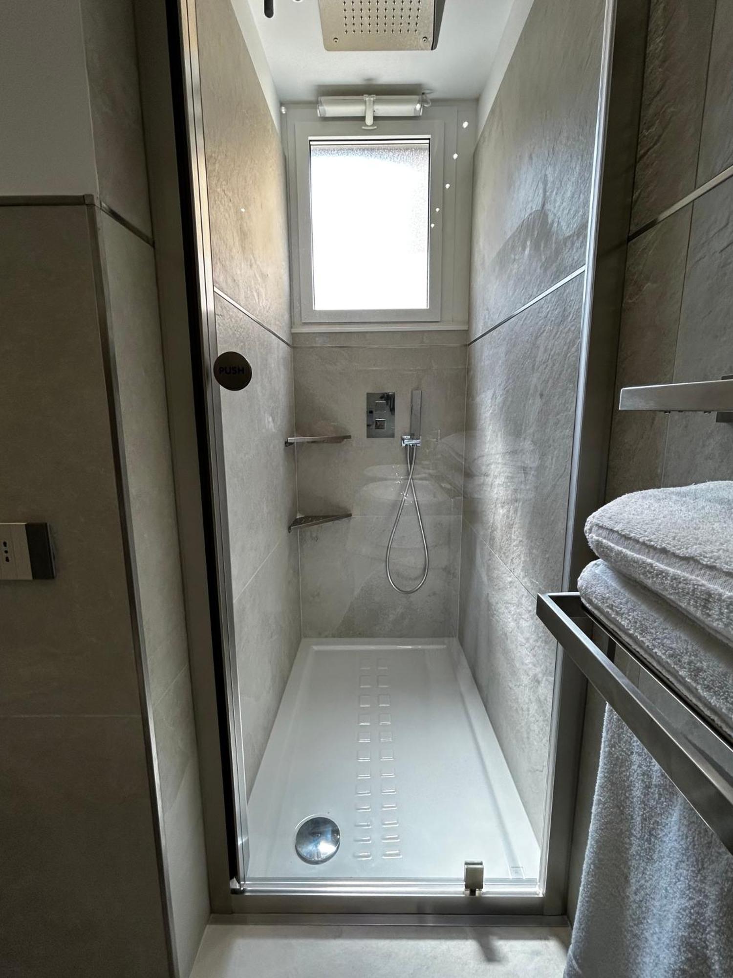 Garbacity-inn Bed & Breakfast Rom